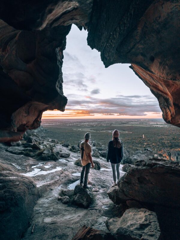 Grampians - Hollow Mountain couple shoot in cave18- BLOGPOST
