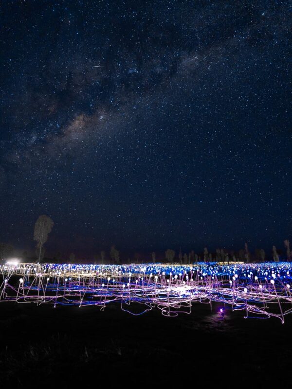 Uluru - Field of lights Milky Way21- BLOGPOST